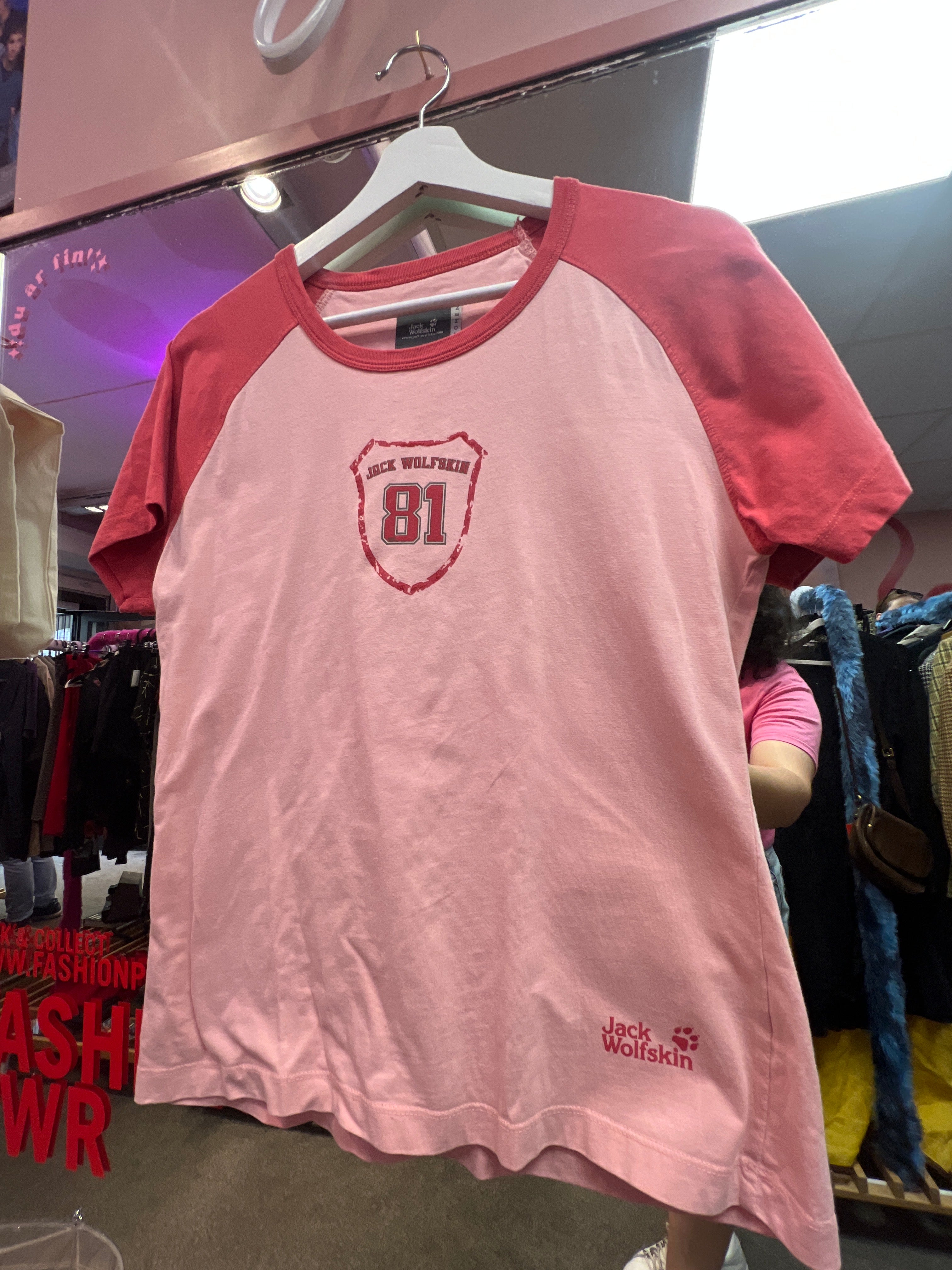 Jack Wolfskin pink T-shirt