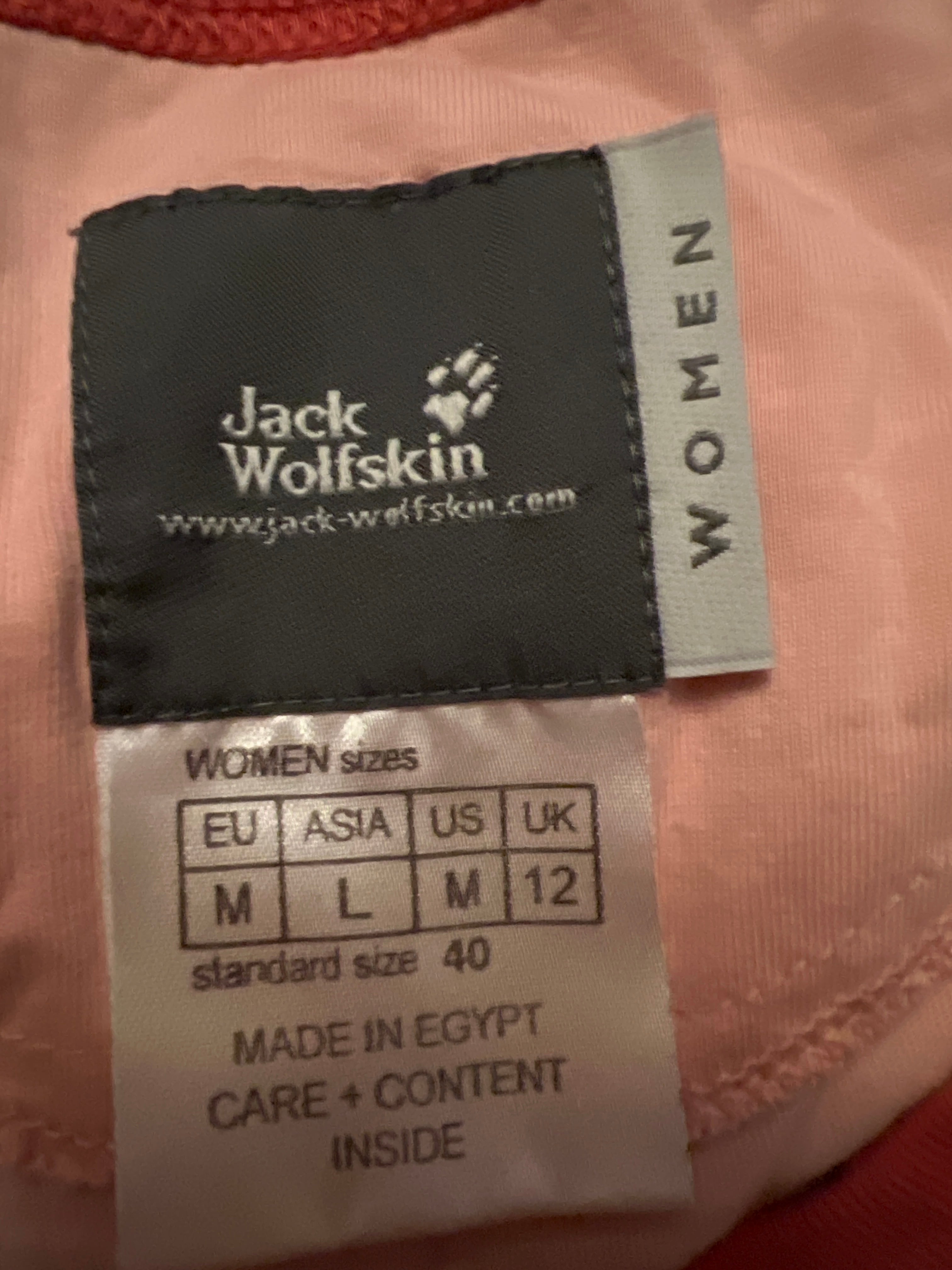 Jack Wolfskin pink T-shirt