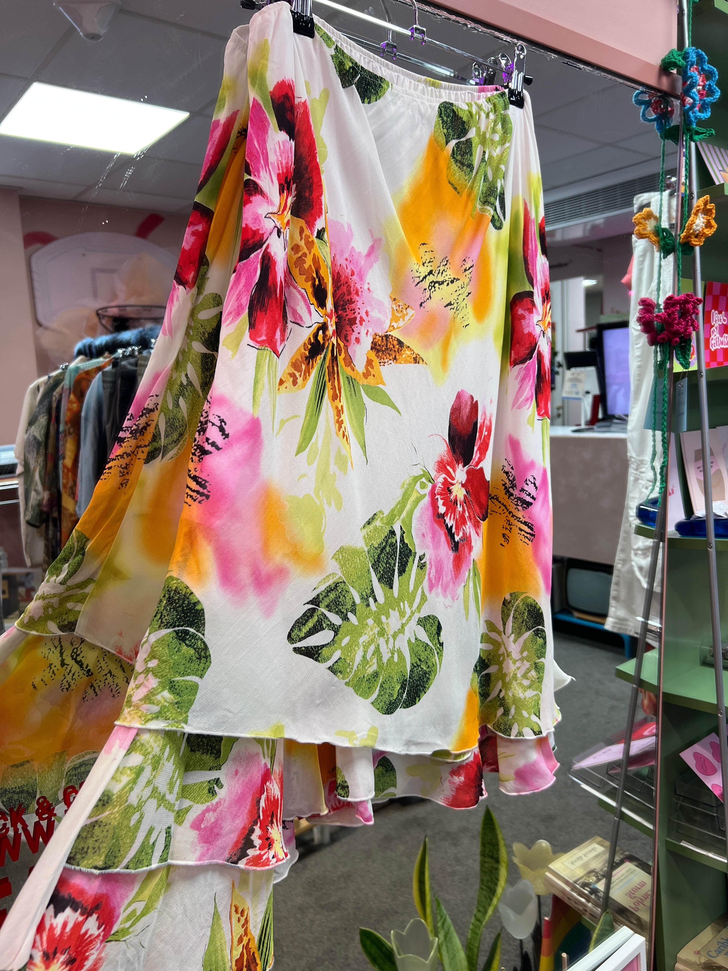 Summer vibes flower white skirt