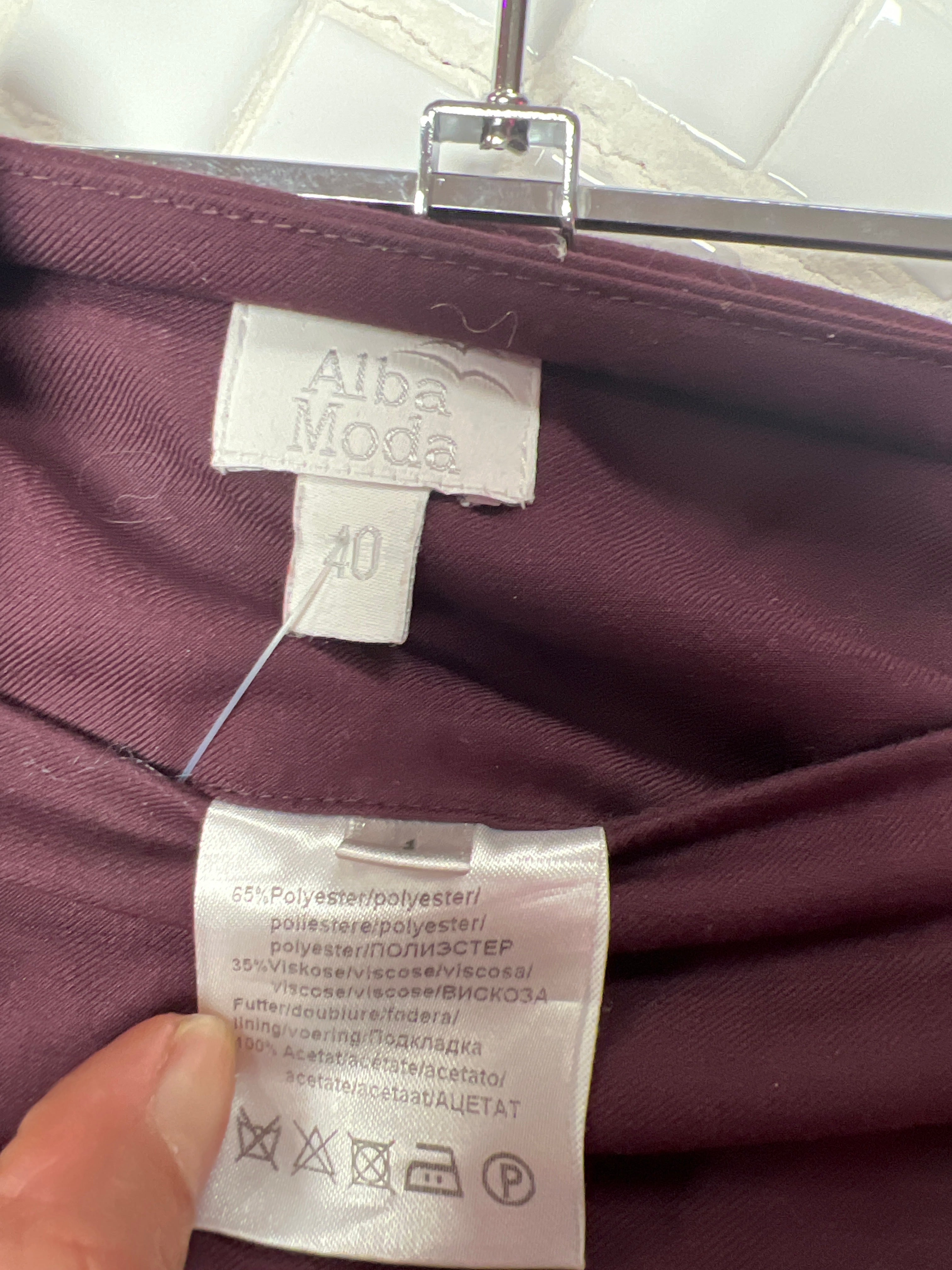 Deep wine skirt
