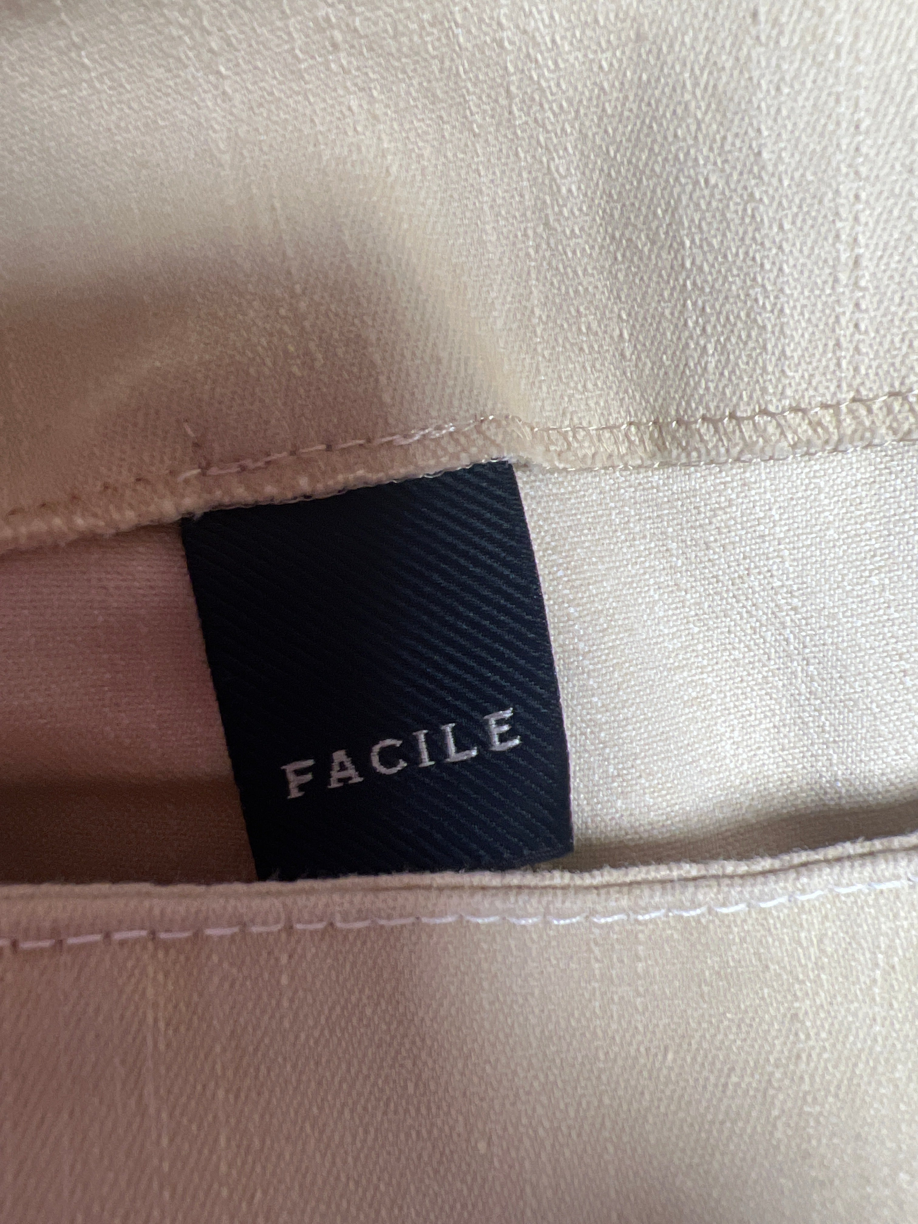 Facile beige skirt