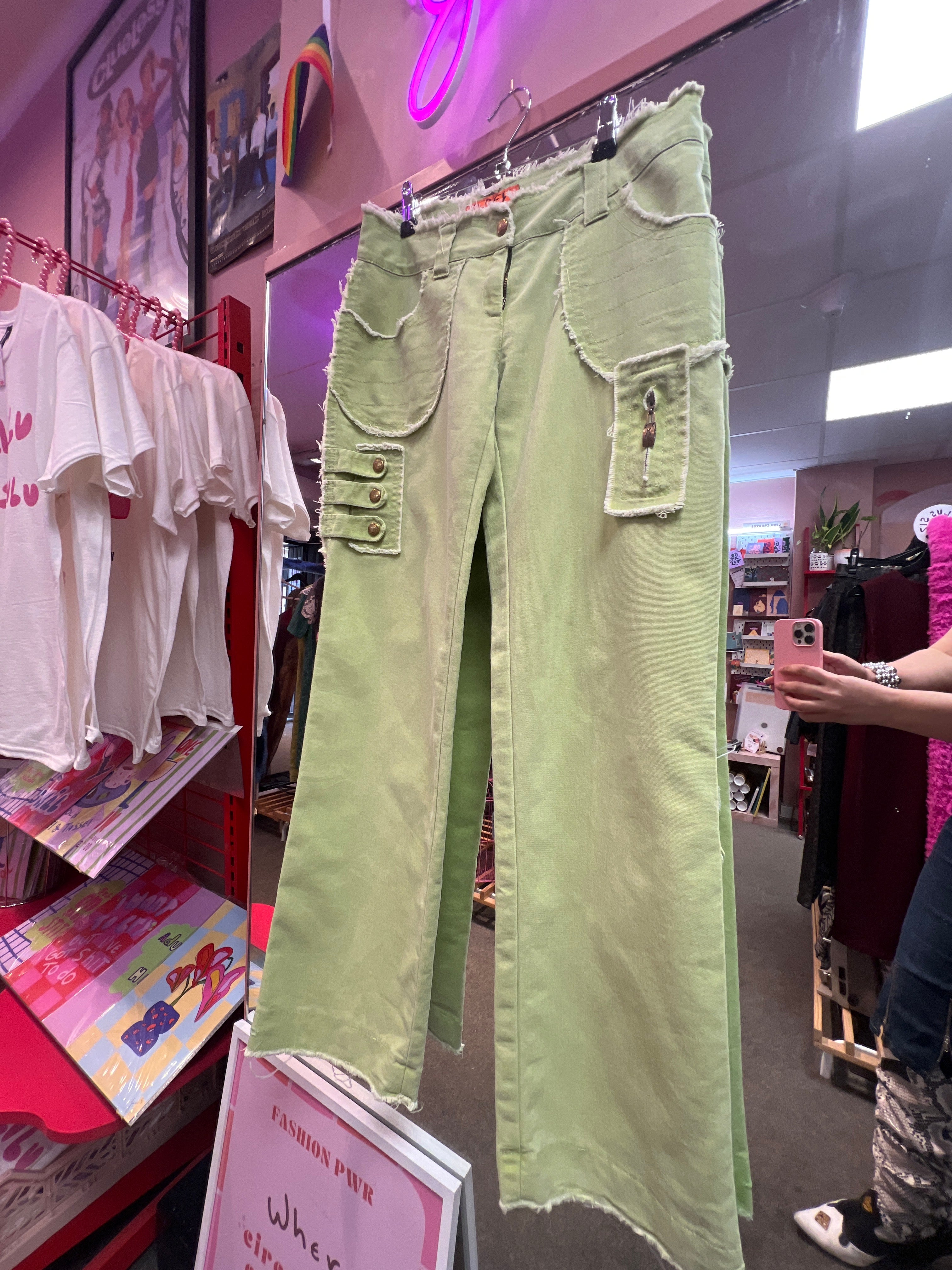 Y2K vibes mint distressed pants