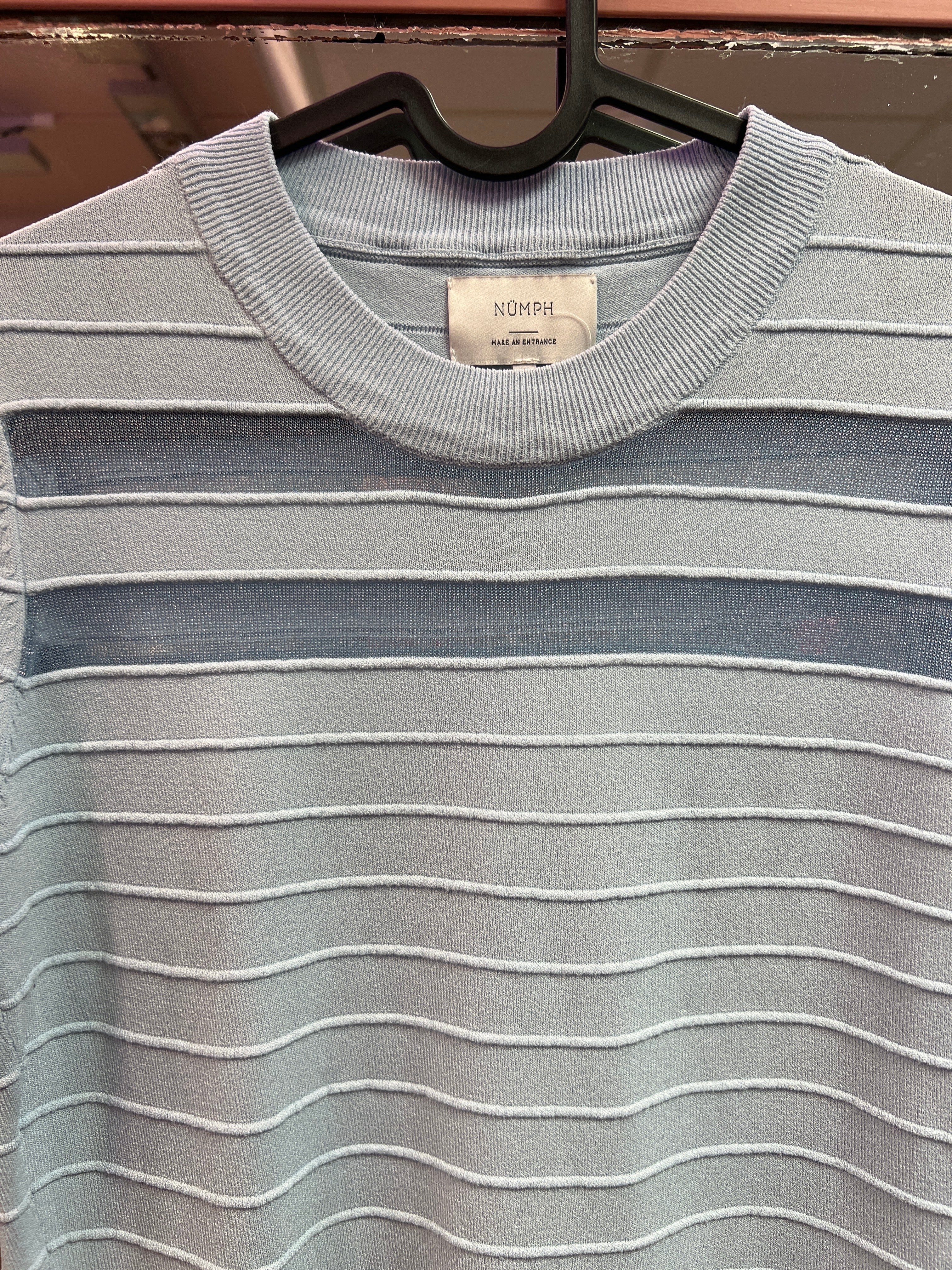 Numph blue top