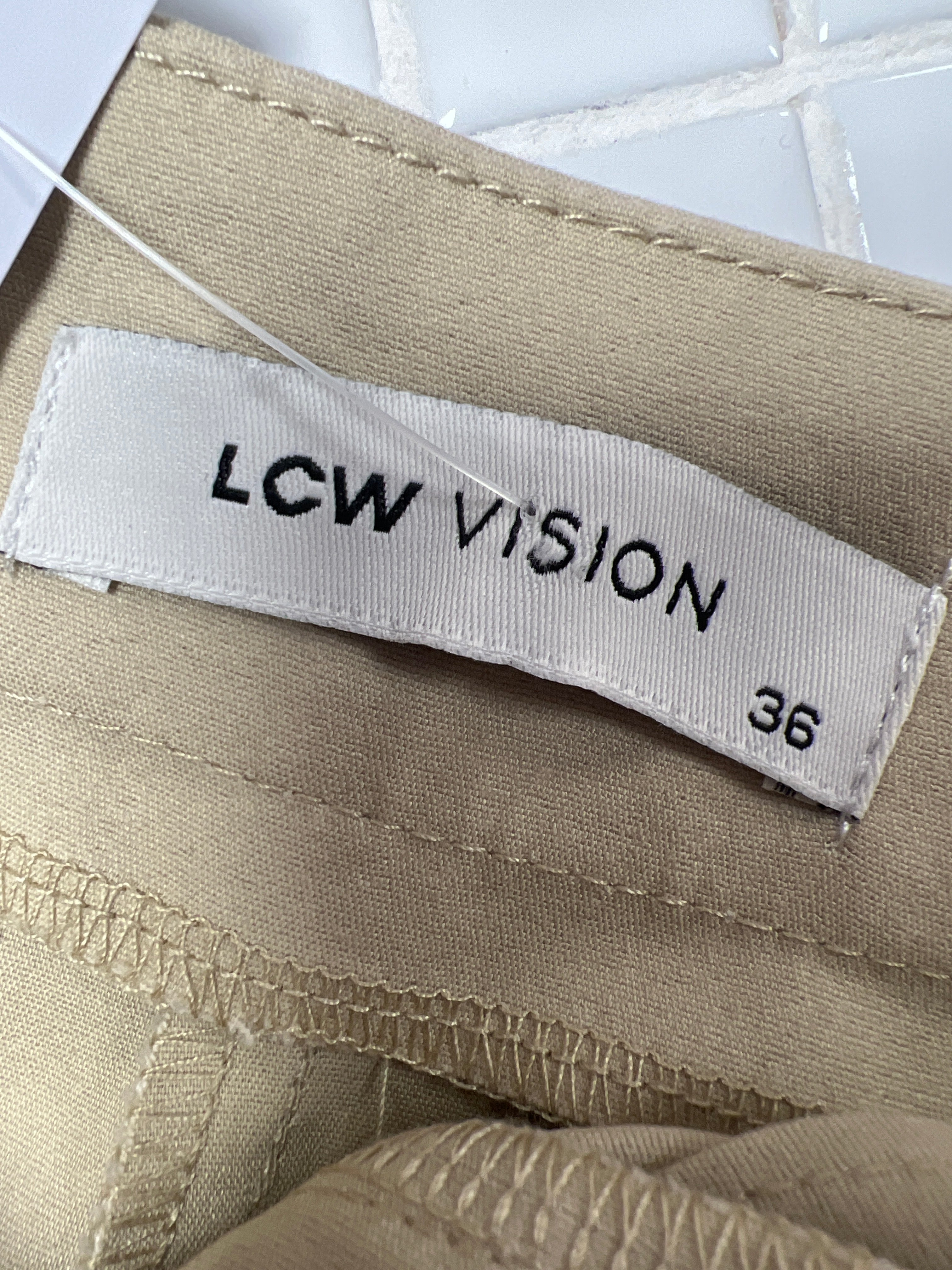 Preppy beige aesthetic shorts