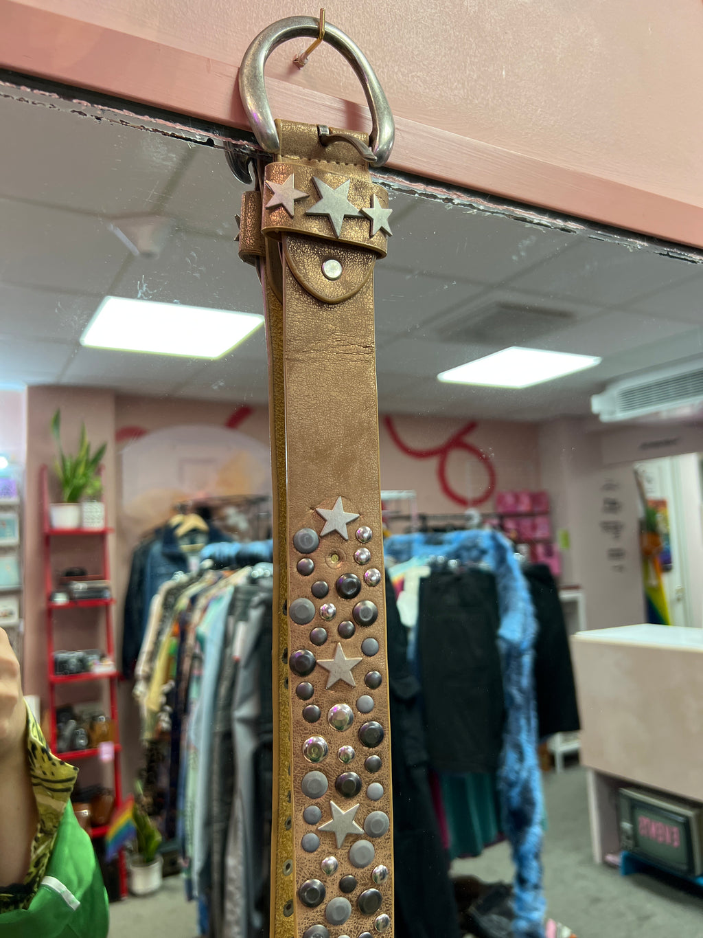 Super cool Britney vibes belt