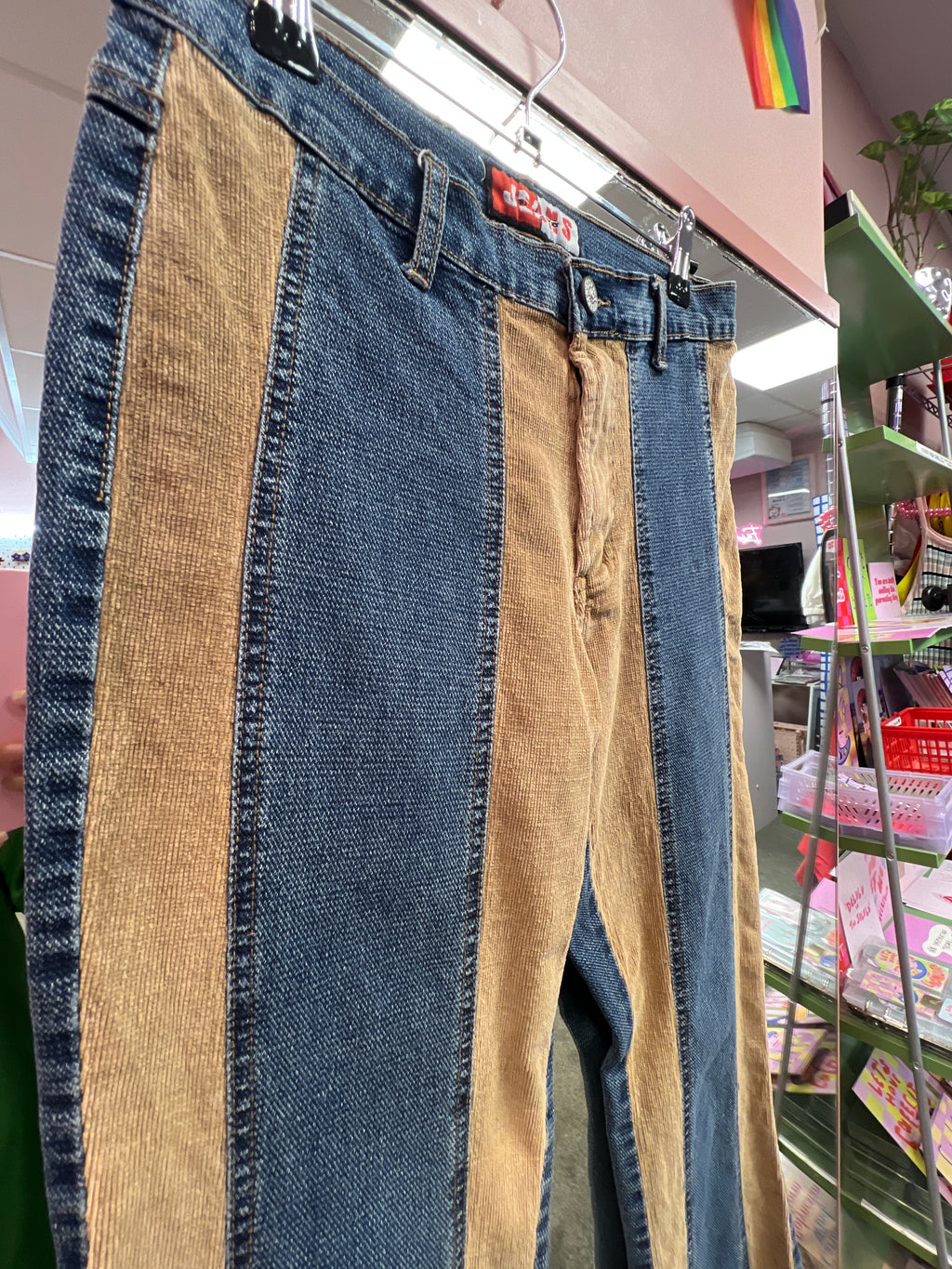 Cool duo colors  jeans