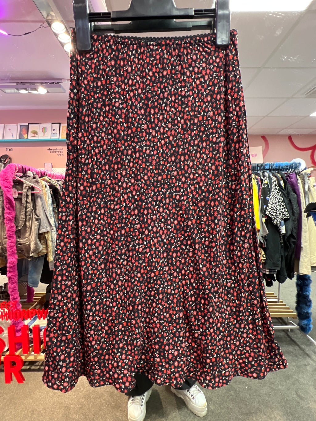 Tiny flowers black skirt