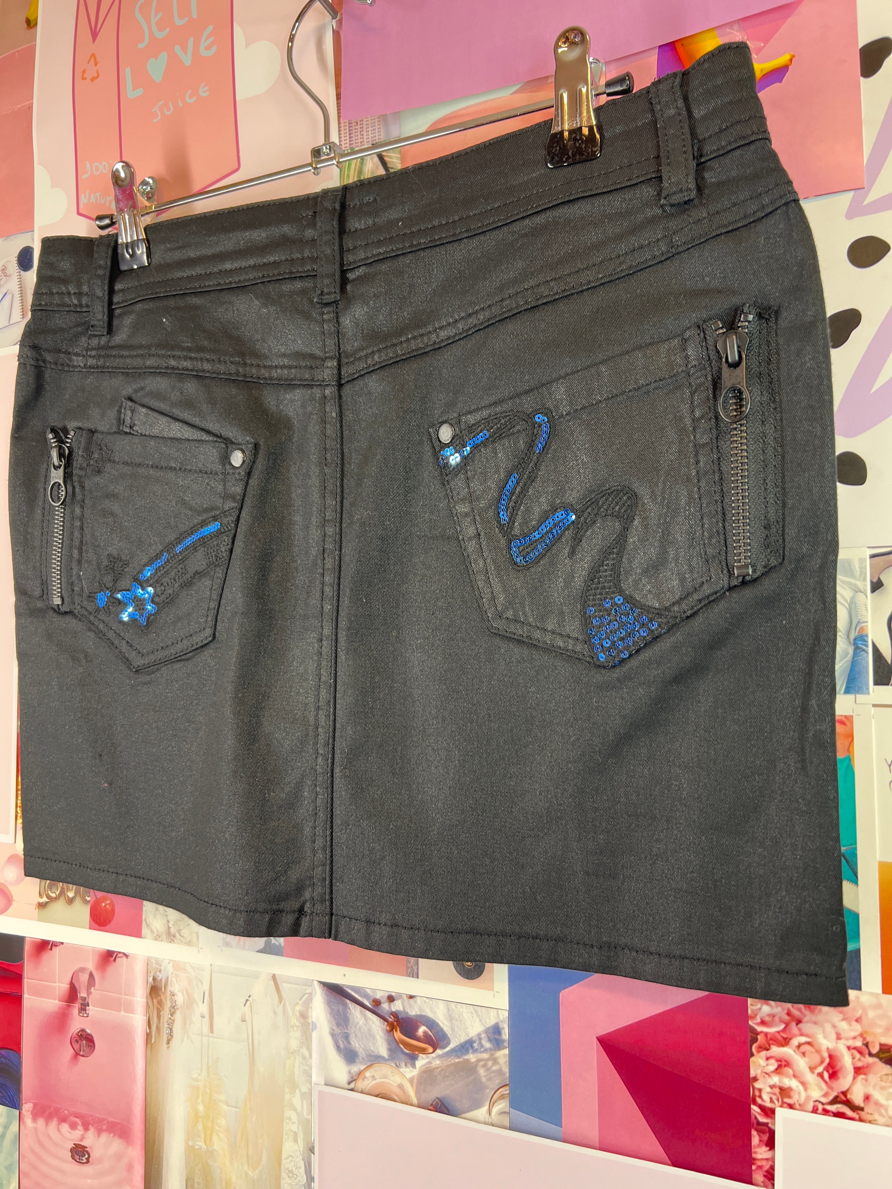 Y2K vibes skirt Toi Moi