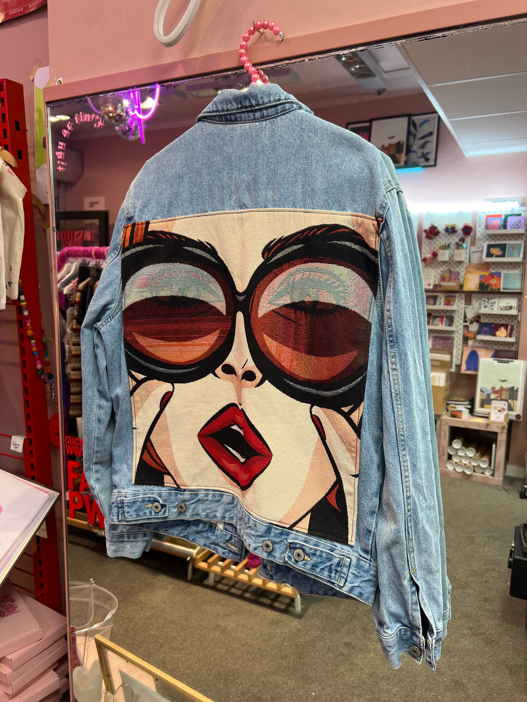 Jeans jacket back graphic