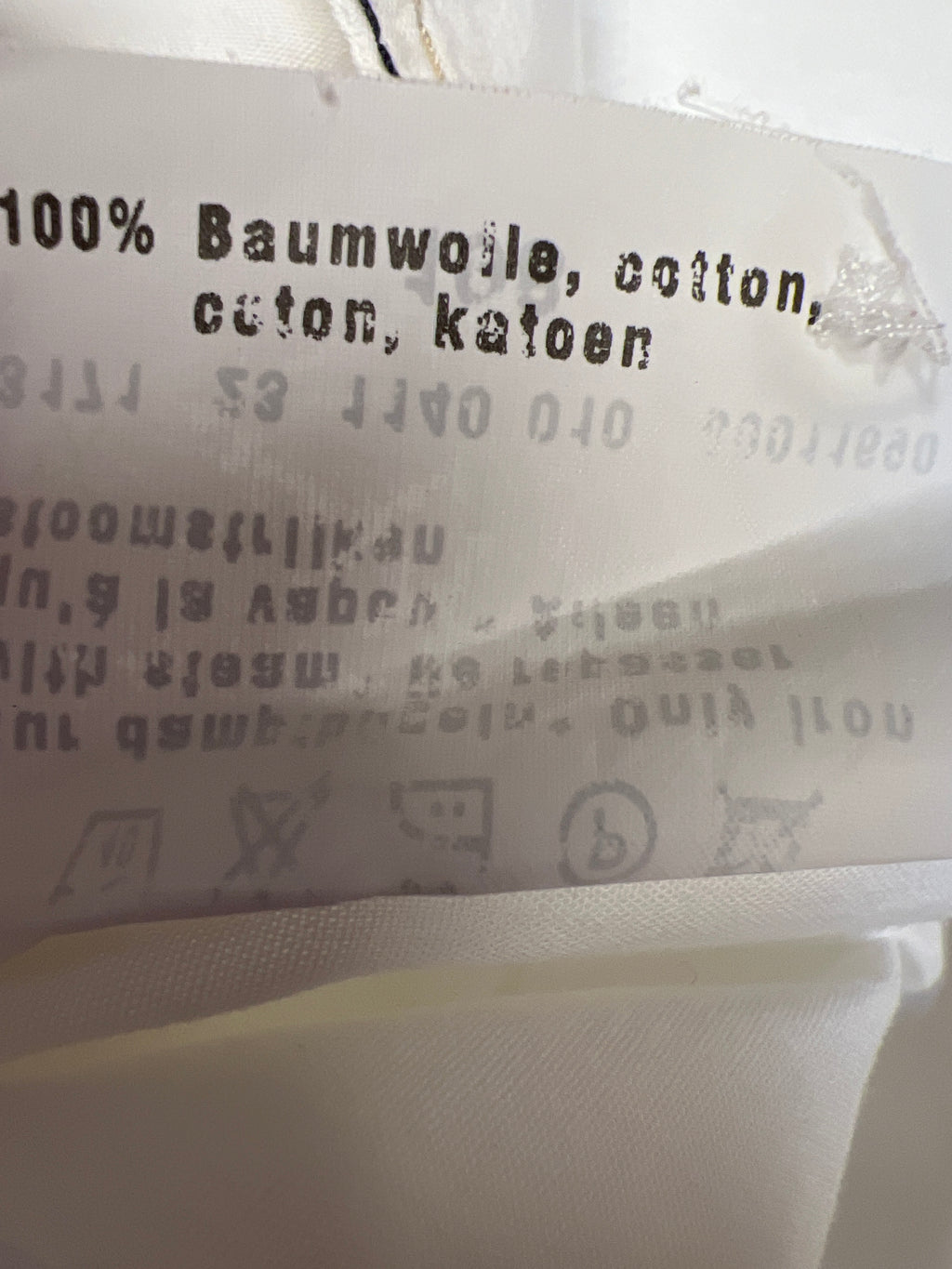 White shirt with cool details