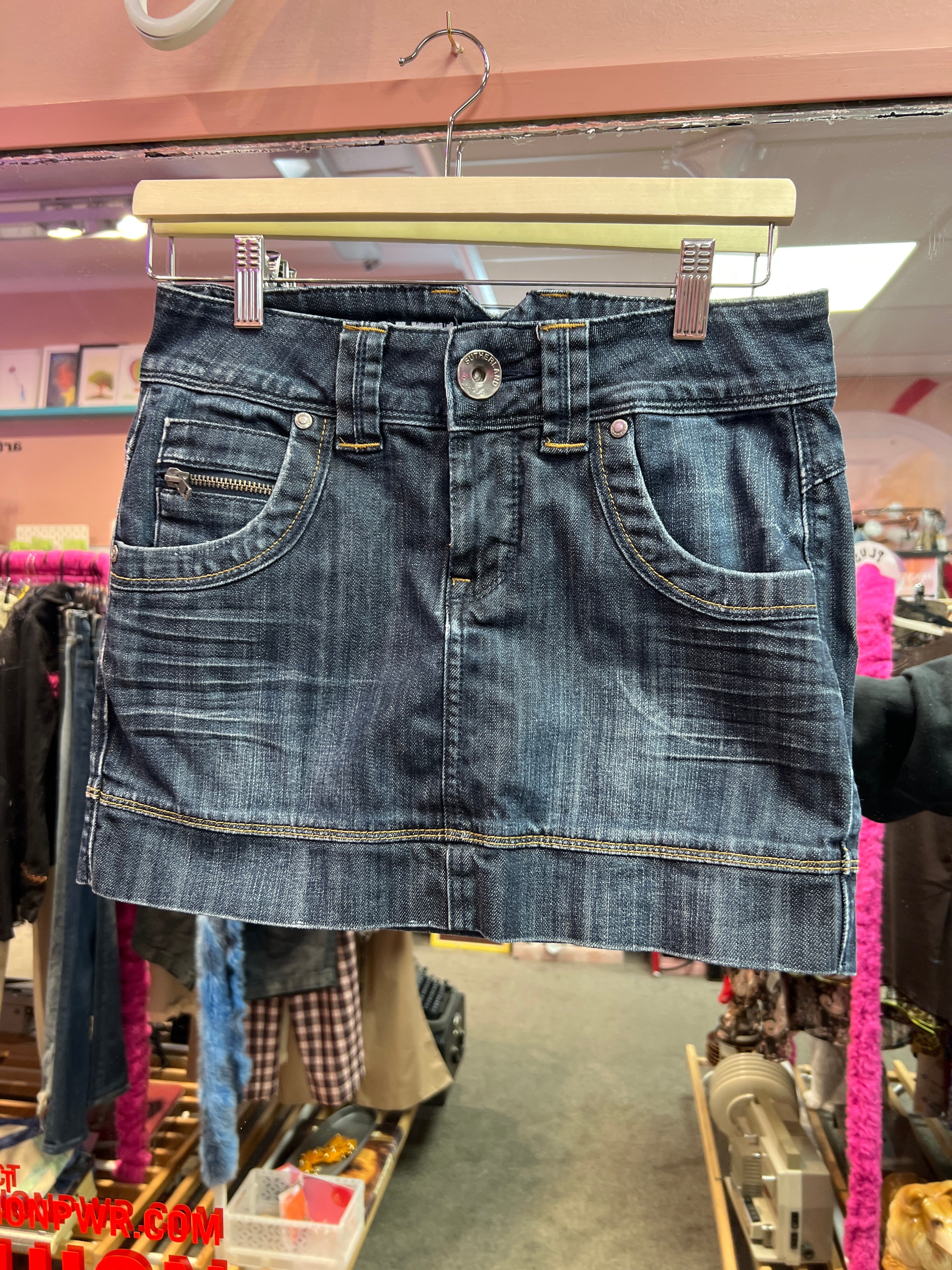 Sutherland mini skirt
