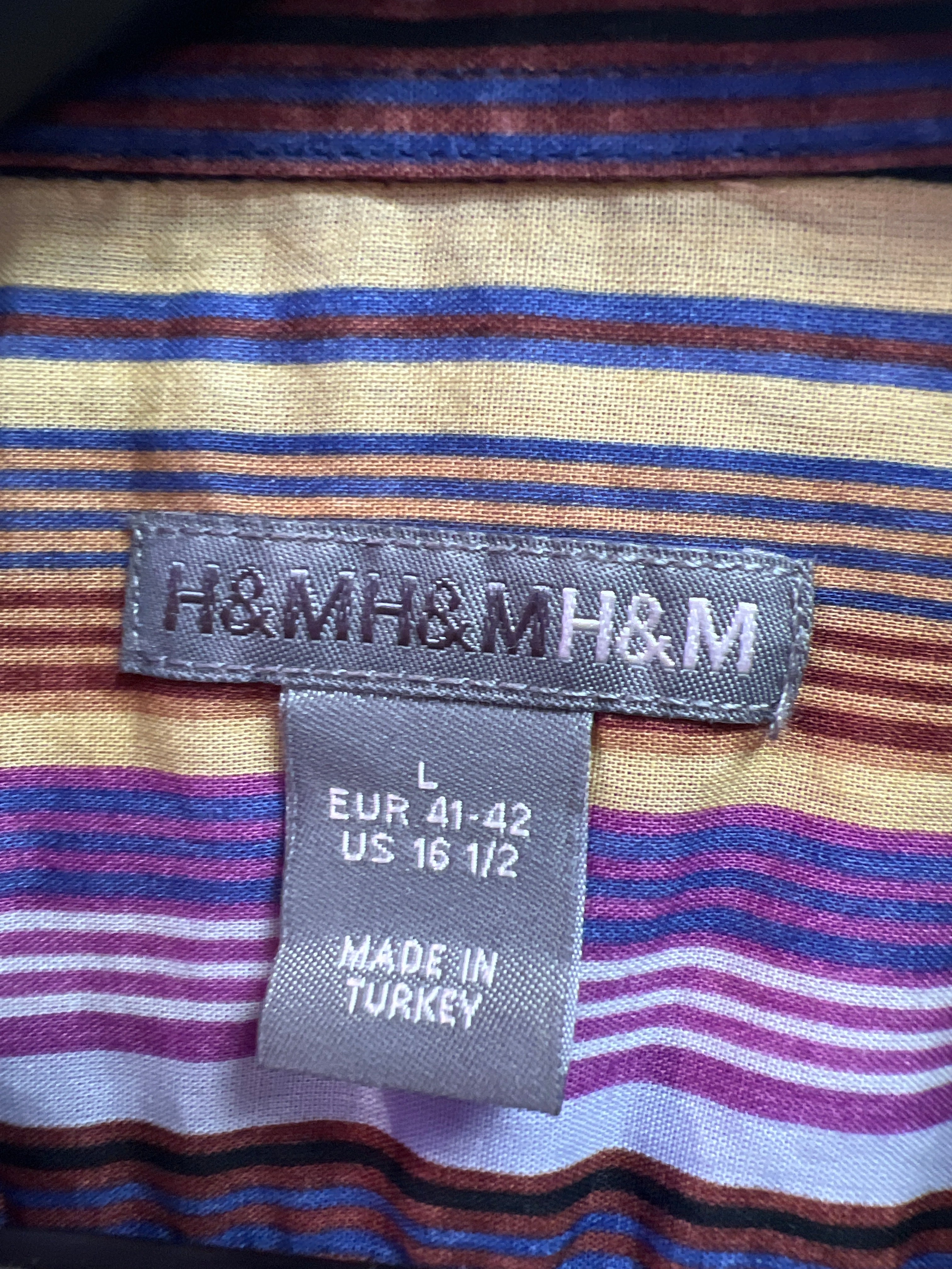 Purple colorful HM shirt