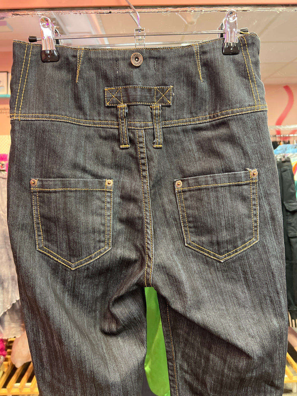 N&P Jeans