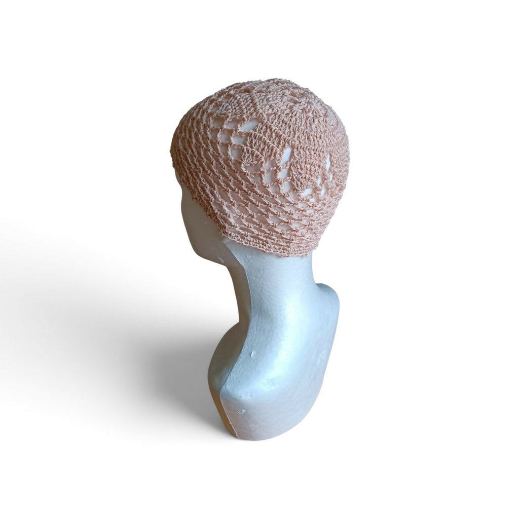 Beanie hat with flower