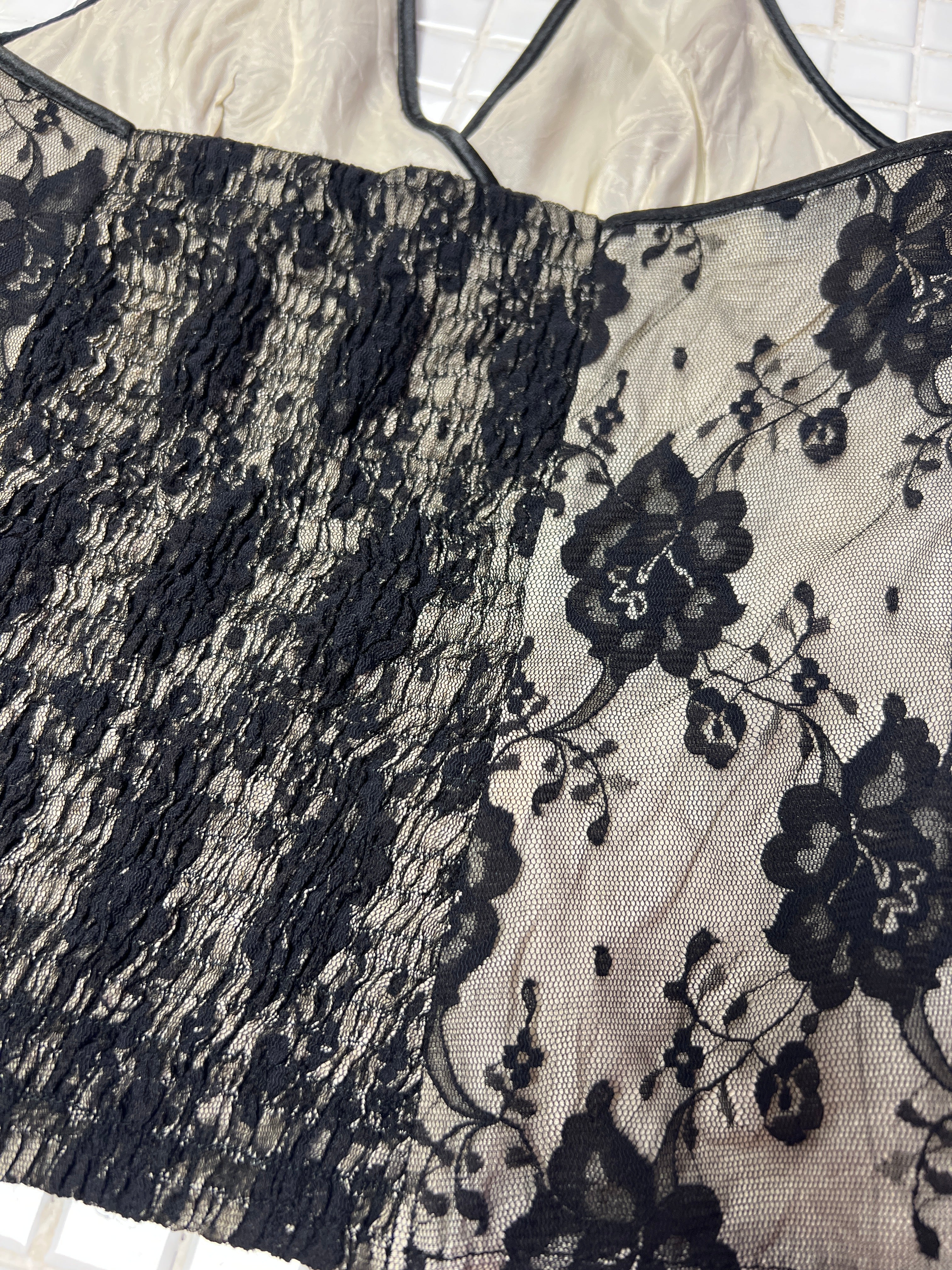 Office siren lace details top heine