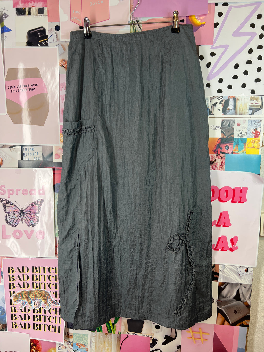 Thin grey y2k vibes skirt