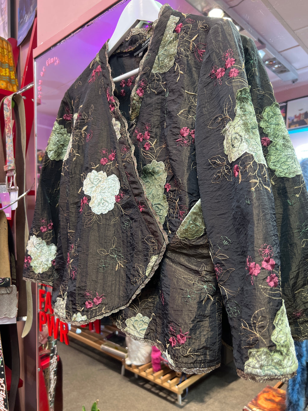 Edward’os light shirt jacket