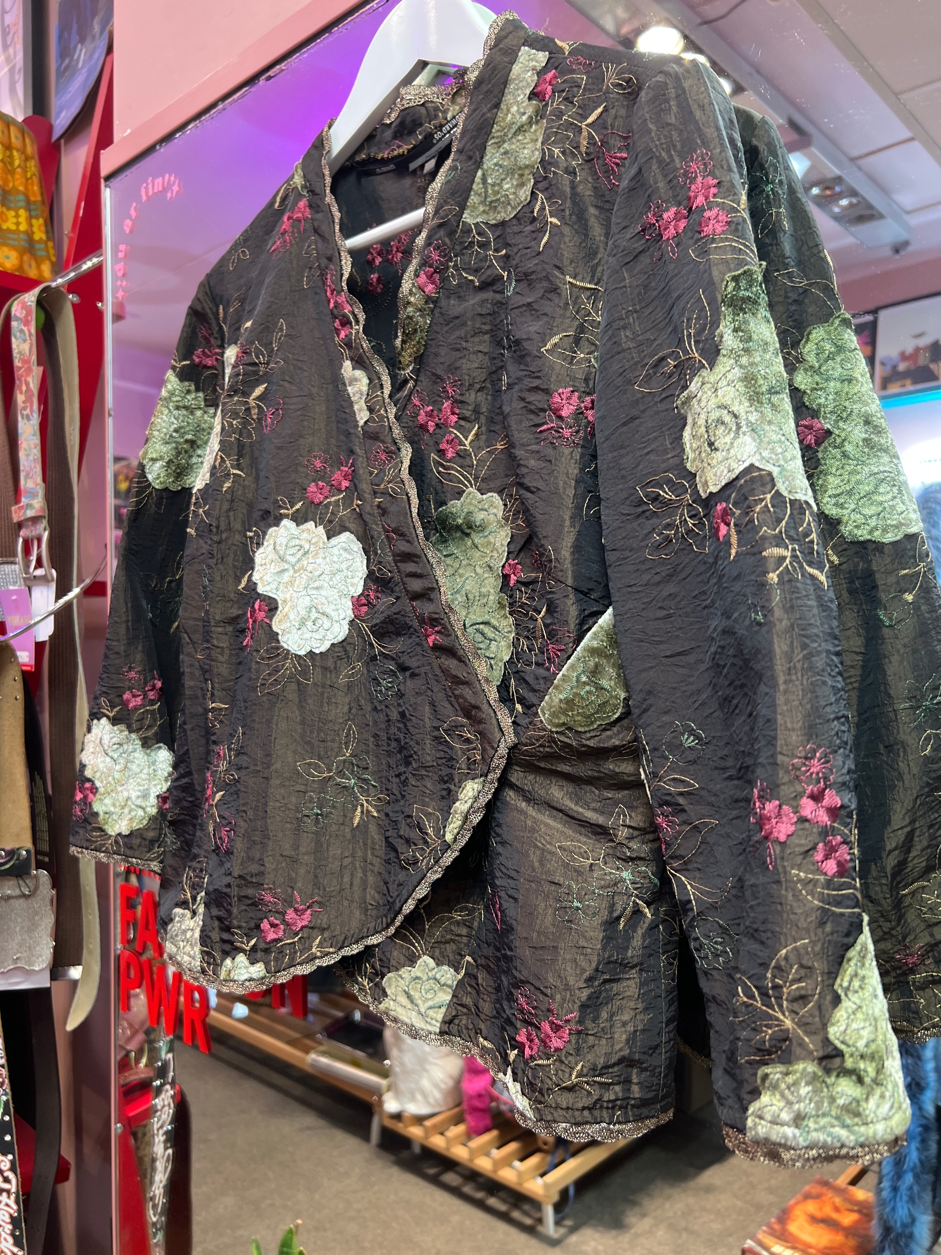 Edward’os light shirt jacket