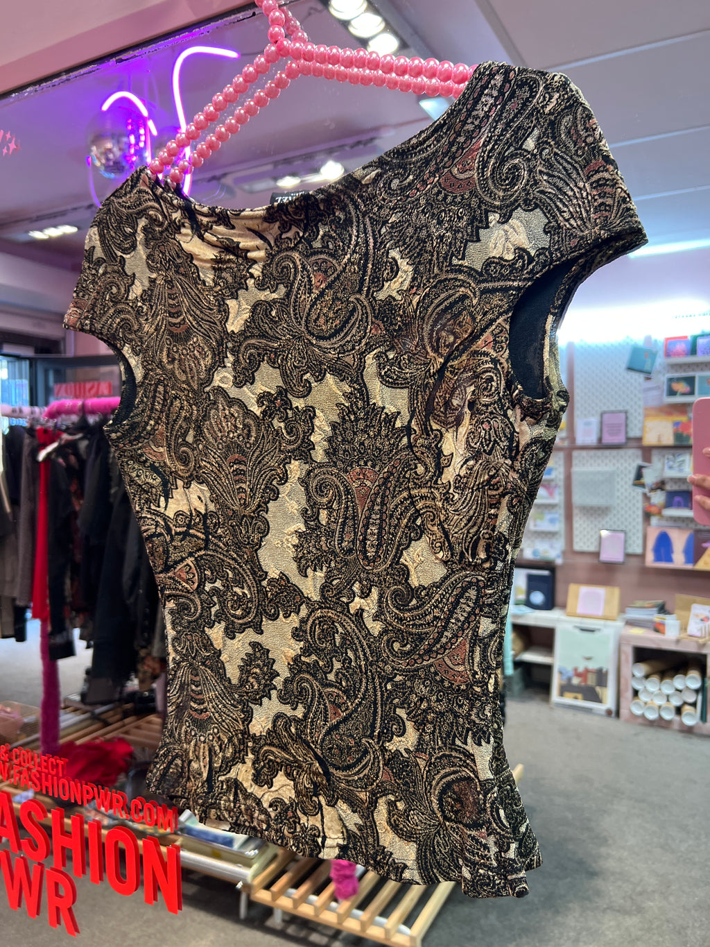 Lionkel Paris top