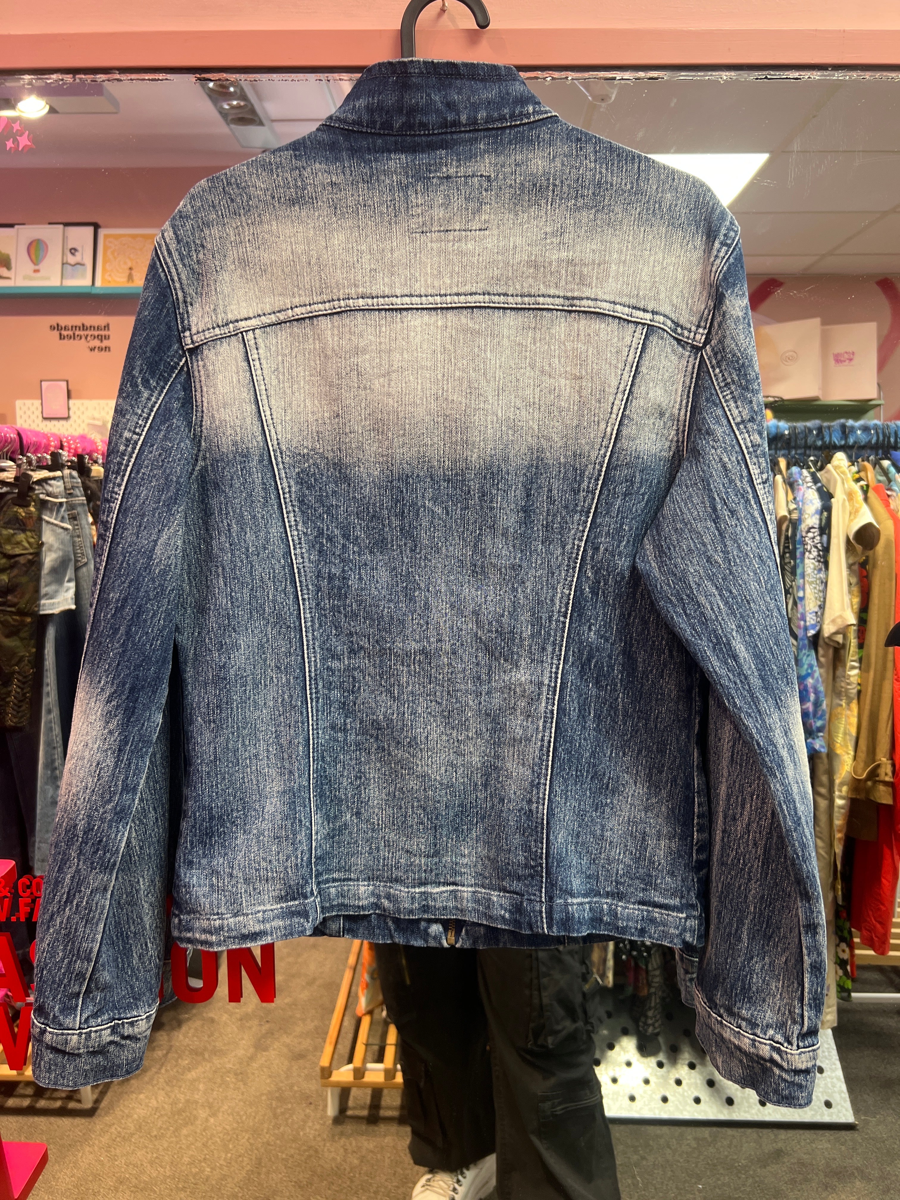 Cool washed out effect jacket with pockets