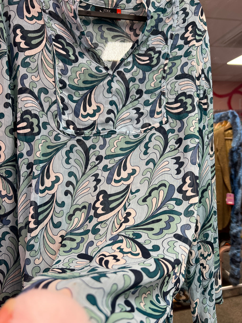 Gina benotti blue blouse