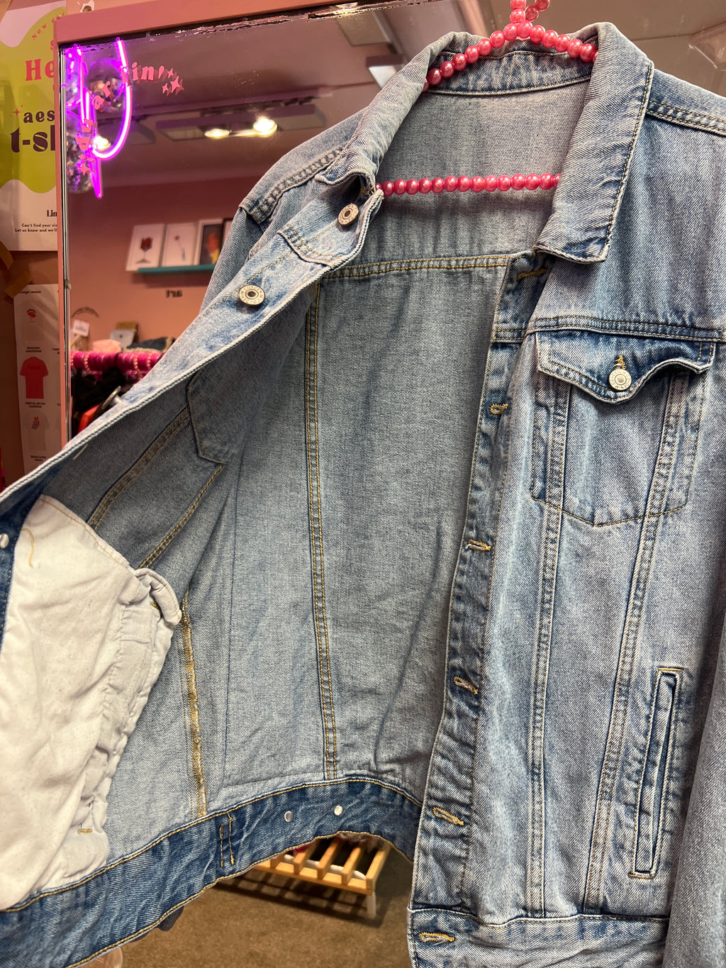 Jeans jacket back graphic