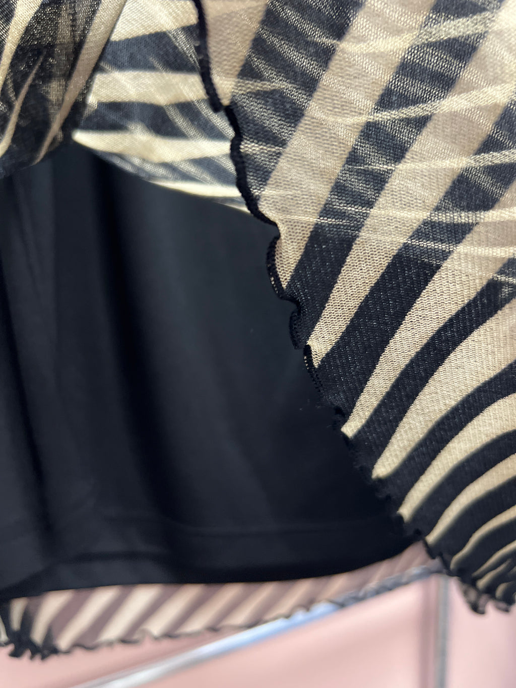 Mesh Mexx geometric skirt