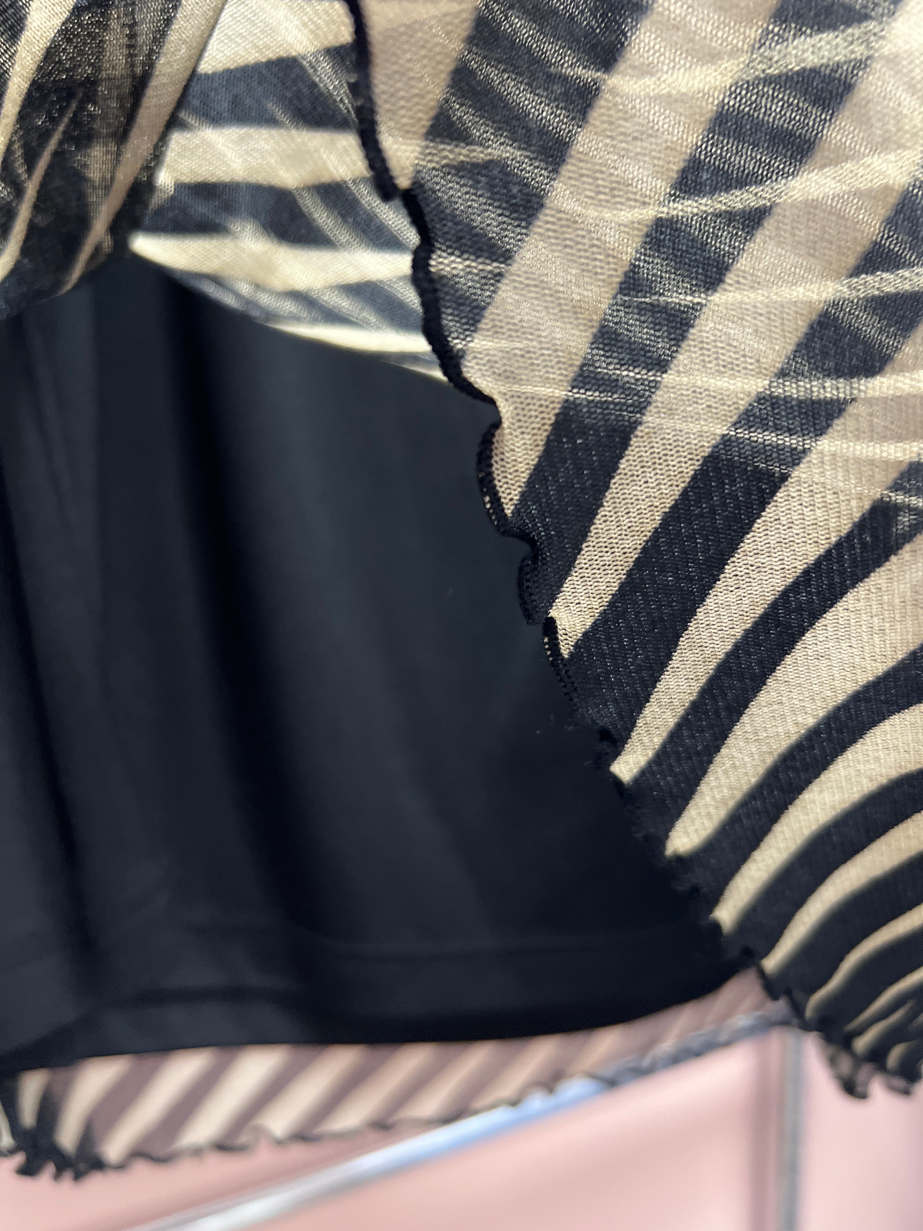 Mesh Mexx geometric skirt