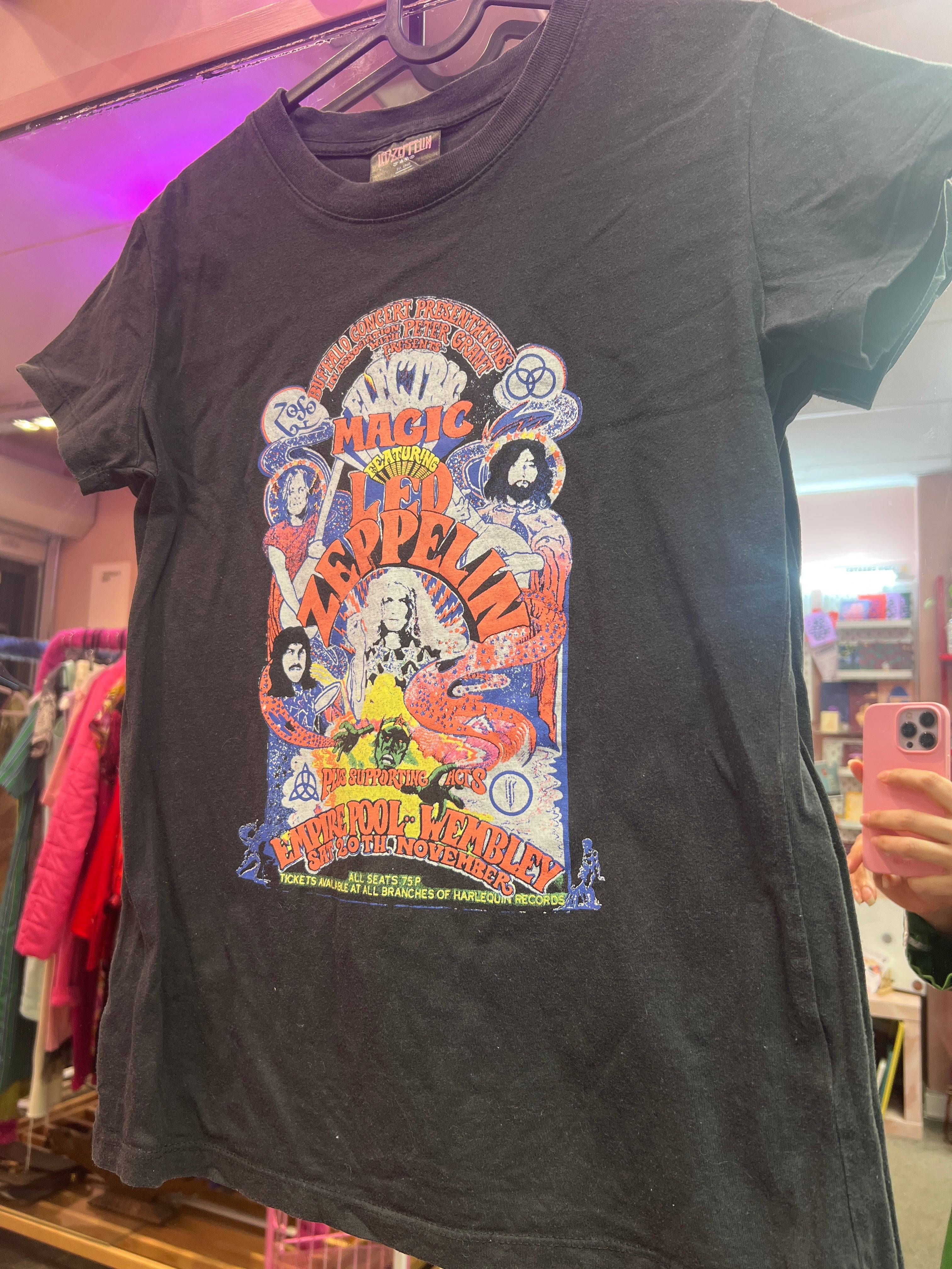 Led Zeppelin t-shirt