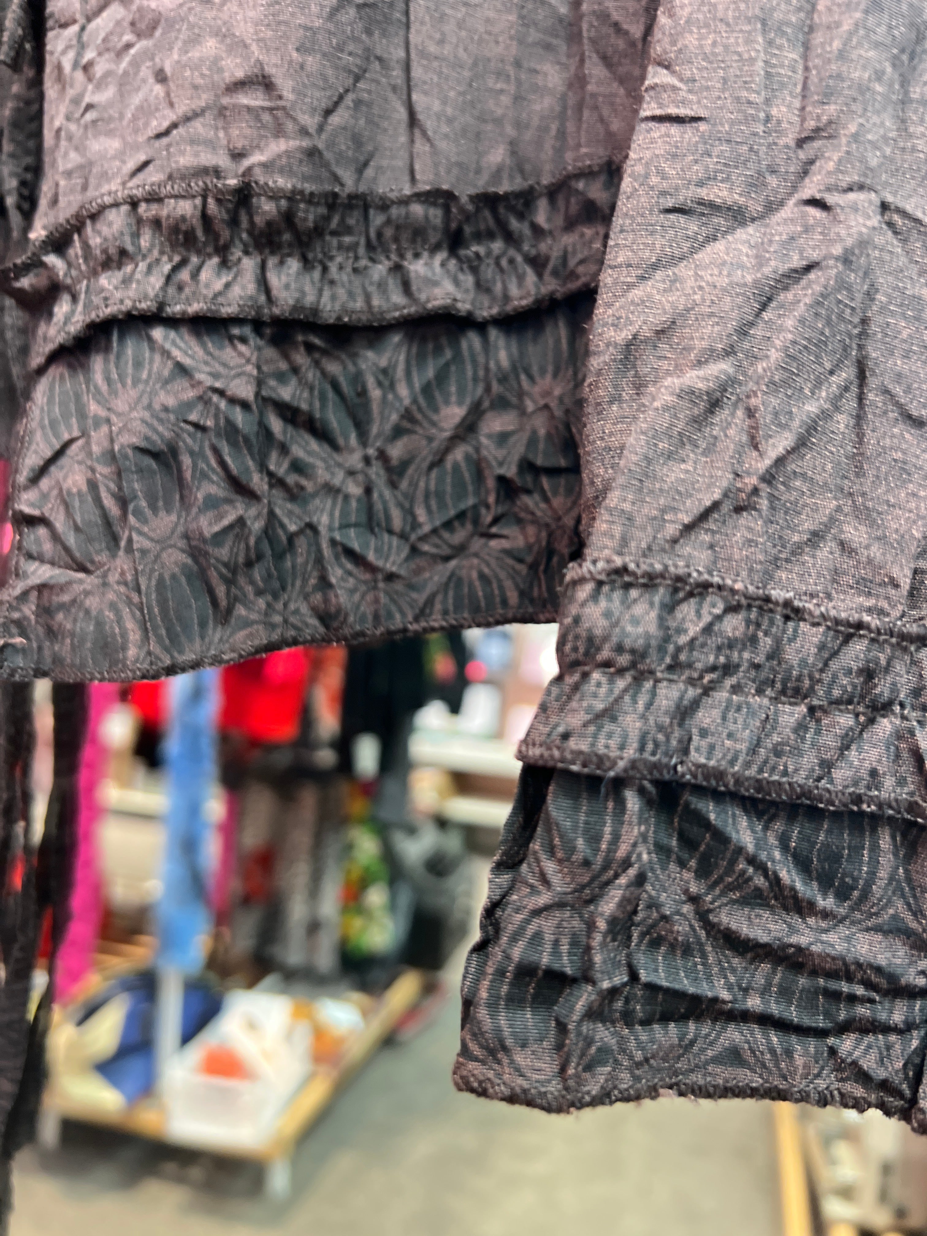 Brown cute top with mini frills