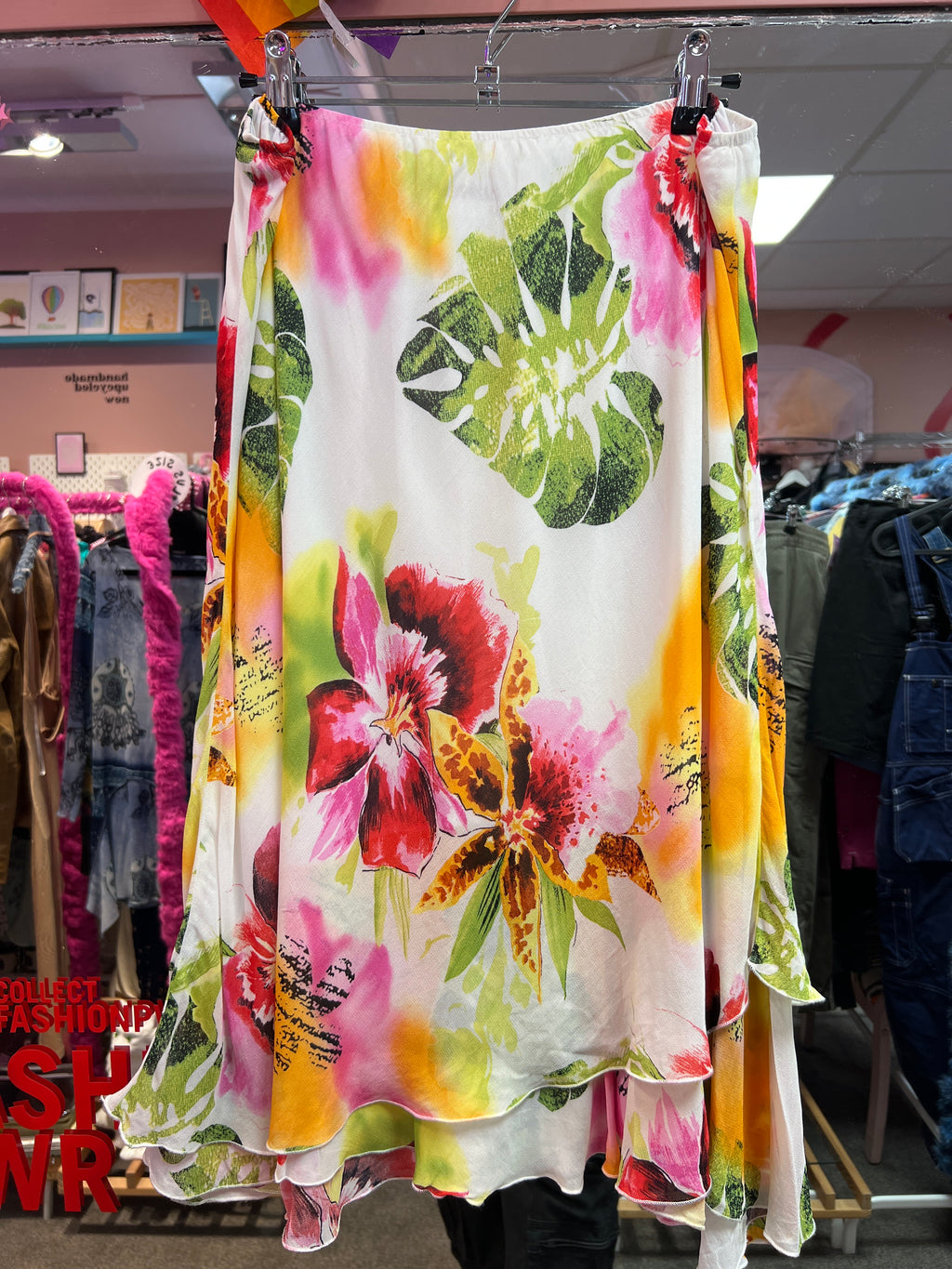 Summer vibes flower white skirt
