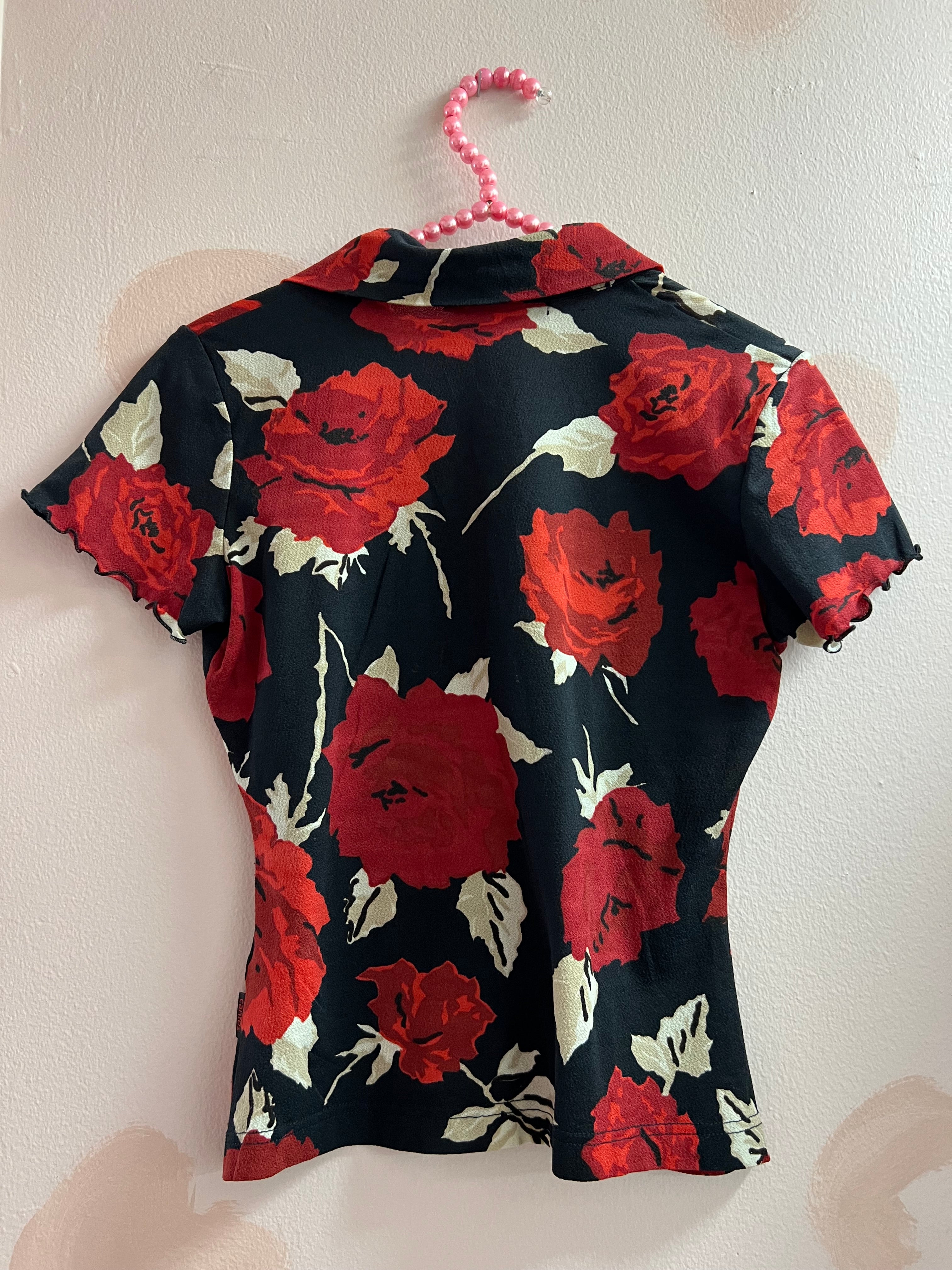 "Cantus" Red Roses Blossom Blouse