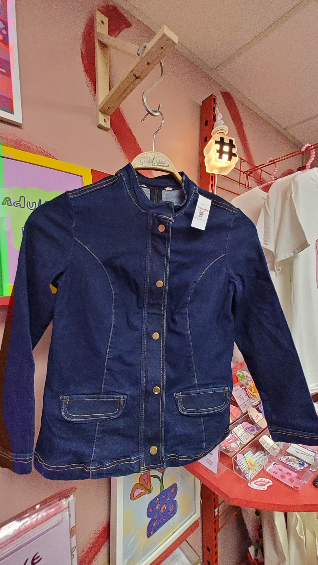 Light jeans jacket