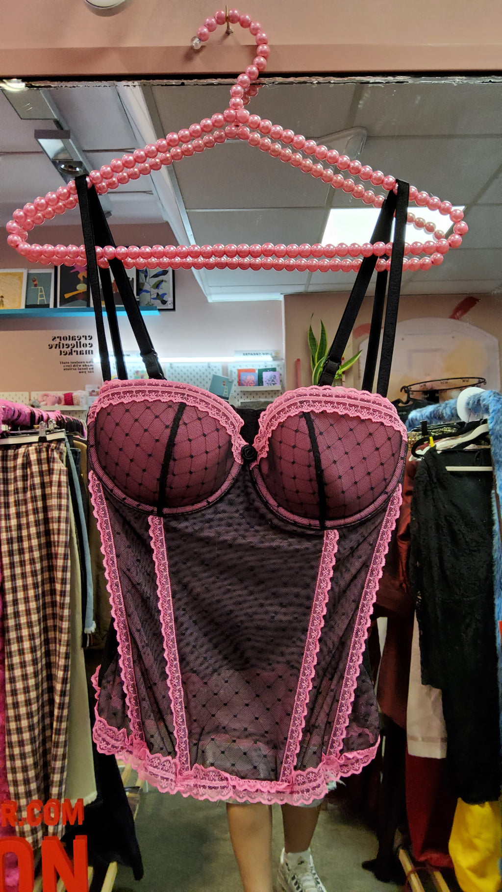 Black and pink corset 2000s vibes HM