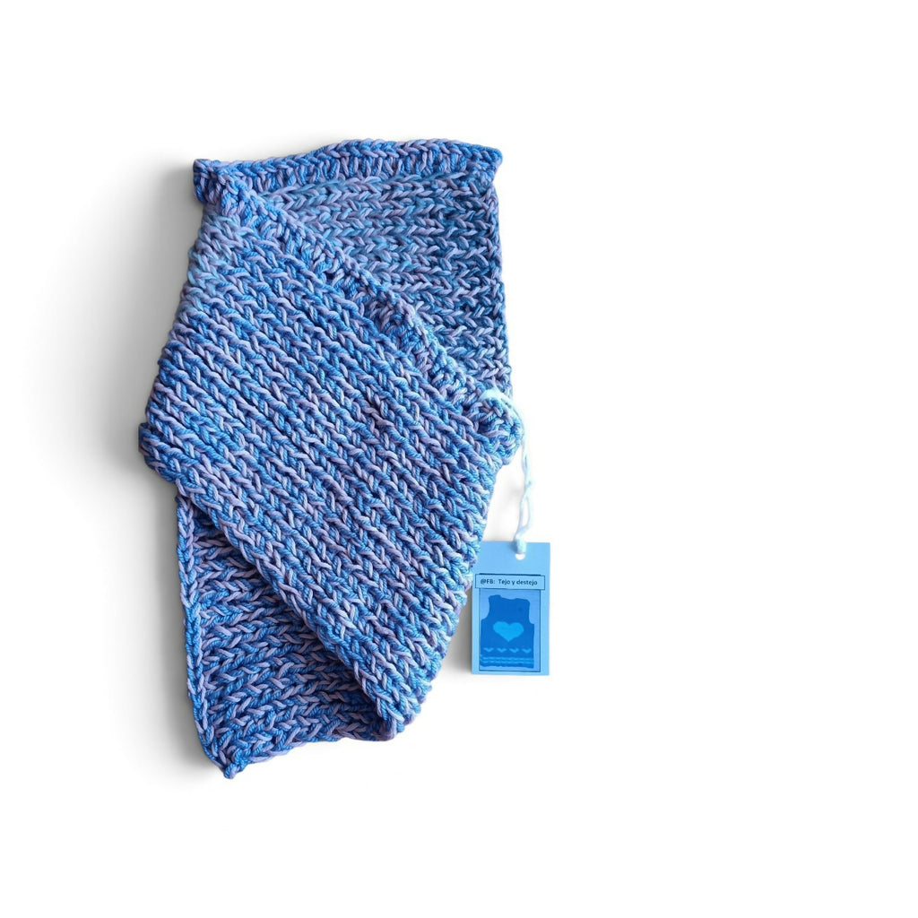Folded neck scarf